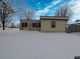 1749 Old 8 Hwy, Fremont, NE 68025