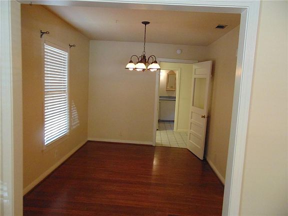 5th image of 1508 Richcreek Rd