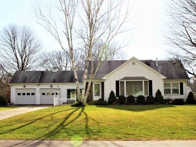 2757 Parkside Blvd, Jackson, MI, 49203