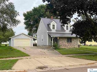 345 2nd St S, Butterfield, MN 56120