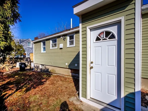 12 Frost Ave, Brockton, MA 02301