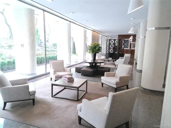 200 East 66th Street image 16 of 20