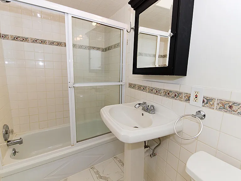 154 Undercliff Ave #1 — Photo 3