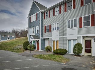 61 Fox Meadow Rd APT C, Leominster, MA 01453