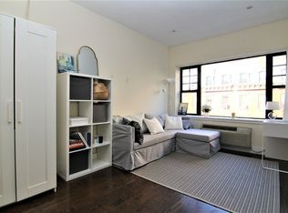 306 W 22nd St #A4, New York, NY 10011