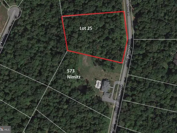 25 Nimitz Ln, Hedgesville, WV 25427