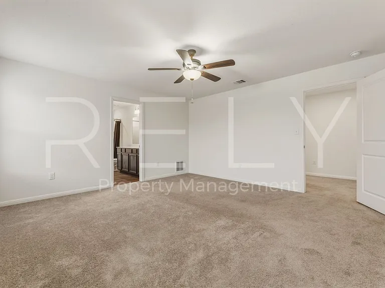 518 Woodpecker Run — Photo 19