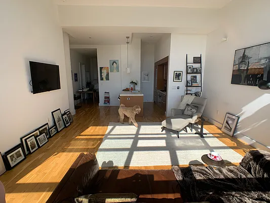Sold by Hauseit LLC | media 2