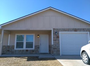 7017 SW Greenview Dr, Topeka, KS 66619