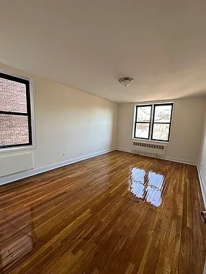 Rented by Giaps Realty Group LLC | media 15