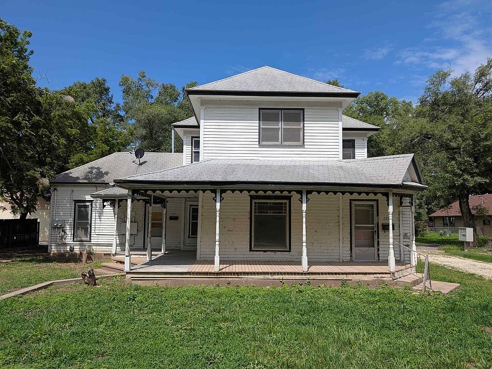 1st image of 731 Bluff St