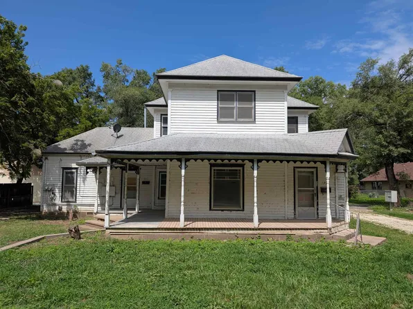 731 Bluff St, Augusta, KS 67010
