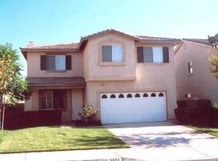 5801 Bay Hill Ln, Fontana, CA 92336