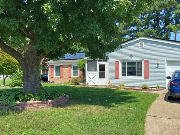 5848 Beechwalk Dr, Virginia Beach, VA 23464