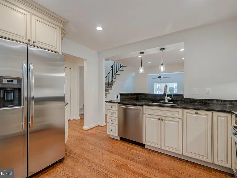 11909 Saint Johnsbury Ct — Photo 10