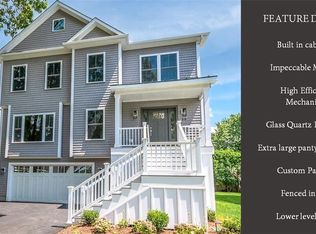 59 Mona Ter, Fairfield, CT 06824