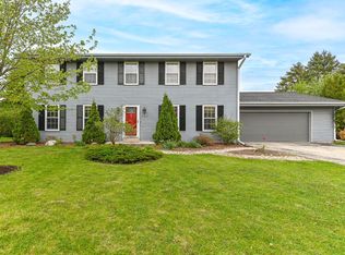 S81W17204 Joel Dr, Muskego, WI 53150