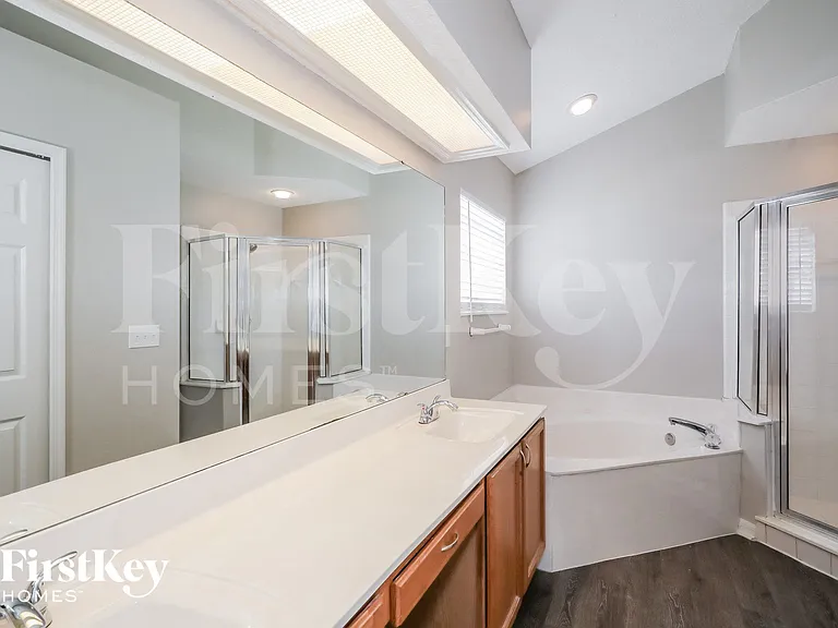 1814 Weston Cir — Photo 10