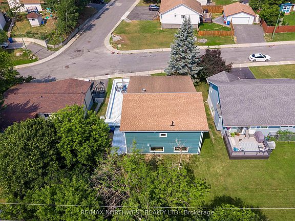 4th image of 29 Amethyst St