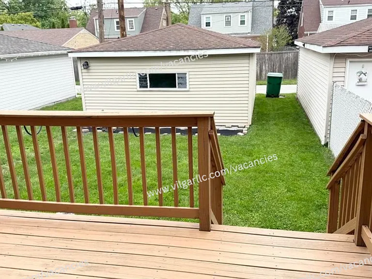 229 Broadmoor Ave — Photo 4