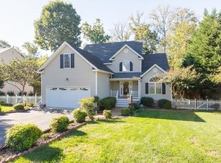 11612 Nevis Dr, Midlothian, VA 23114