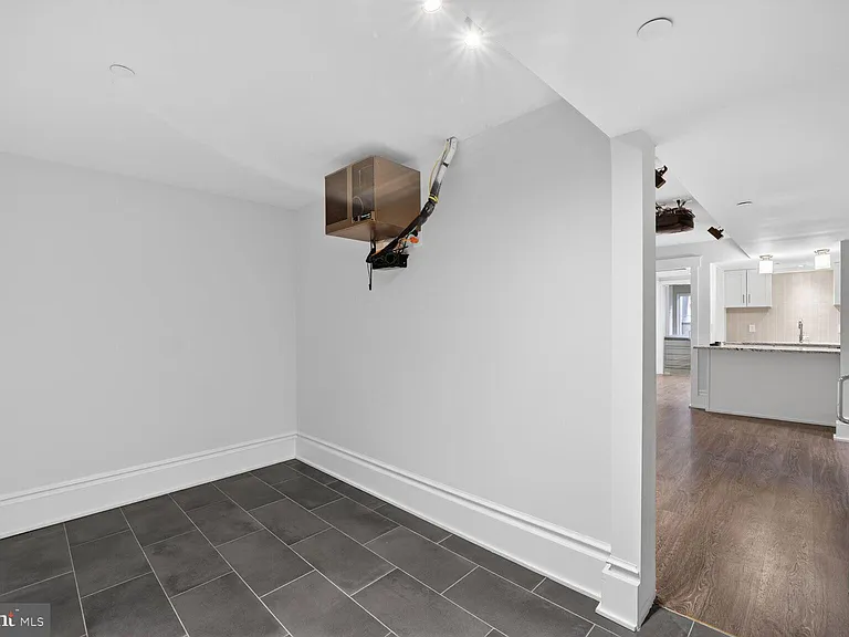 4964 Eskridge Ter NW — Photo 47