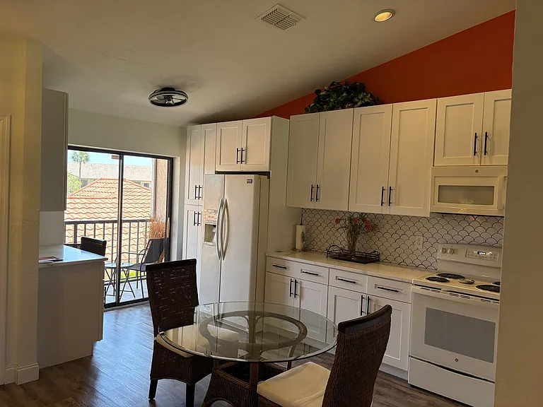 13120 Cross Creek Blvd #208 — Photo 17