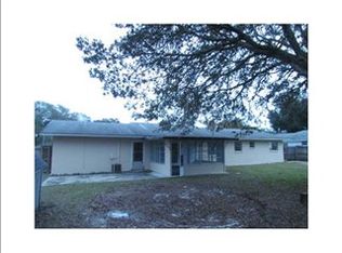 6055 Fairway Dr, Dade City, FL 33523