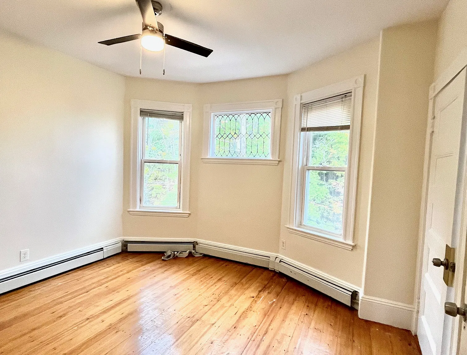 16 Fisher Ave — Photo 4