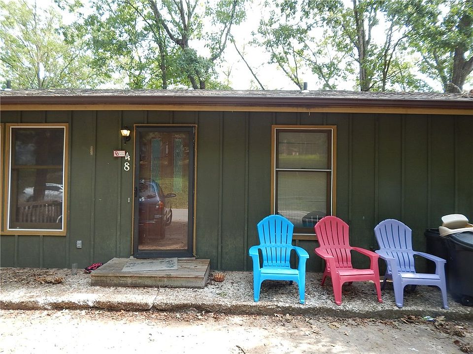 1st image of 48 Dogwood Dr