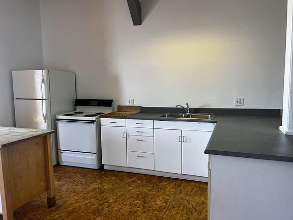5th image of 1049 Market St APT 608