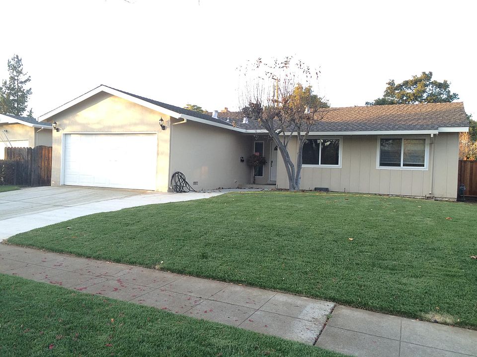 1st image of 6951 Blue Hill Dr