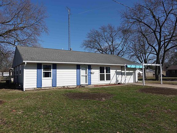 3rd image of 1281 Russell Ave