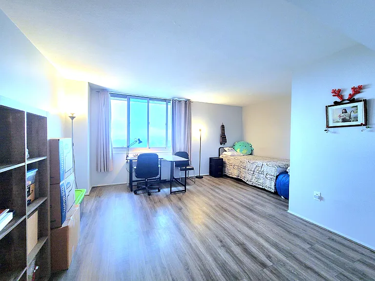 1 E University Pkwy #1408 — Photo 24