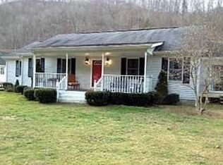 166 Country Road Est, Foster, WV 25081