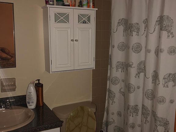 3rd image of 346 Highland Ave Fl 2nd