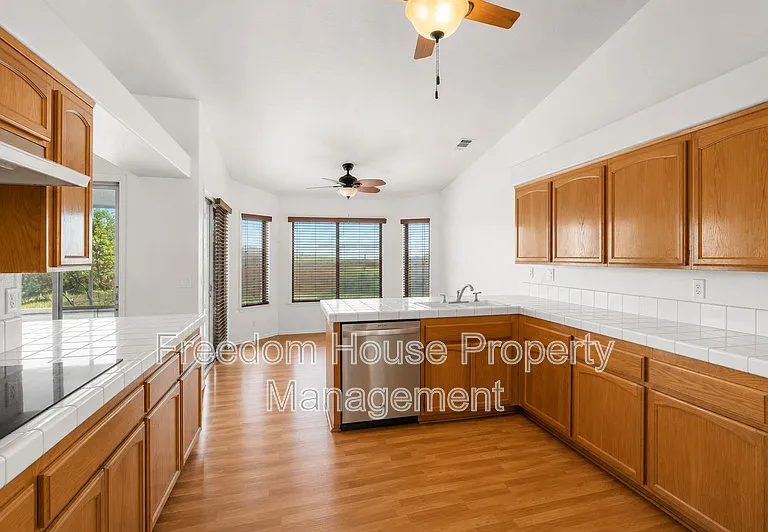 2250 S Ambush St — Photo 8