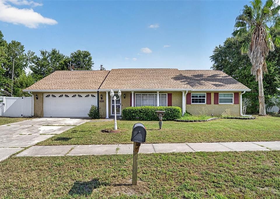 1st image of 1071 ANGORA STREET