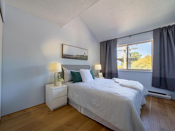 5th image of 3465 Glen Dr #210