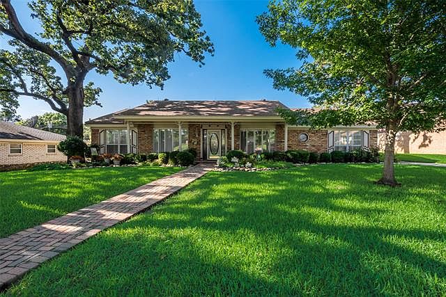 1st image of 173 Shady Lake Dr