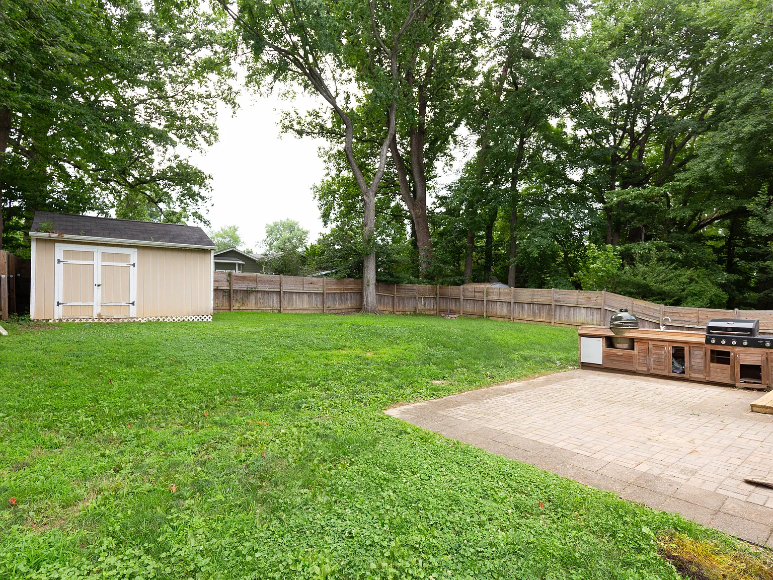 111 Tapawingo Rd SW — Photo 3