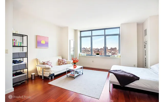 Rented by Douglas Elliman | media 14