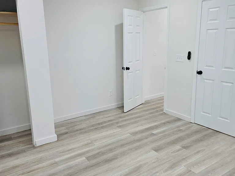 1005 Gum St #1 — Photo 3