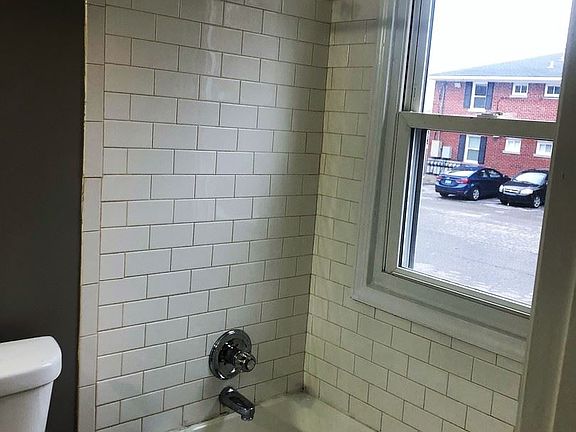 5th image of 1416 Townley Dr APT F