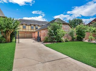 15910 River Roads Dr, Houston, TX 77079