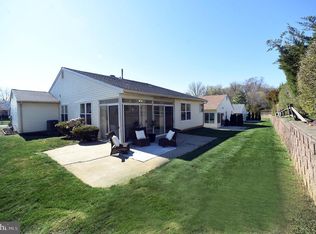 4 Deep Hollow Ln N, Columbus, NJ