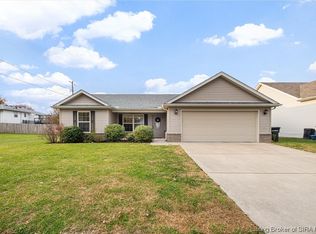 2201 Hall Ln, Jeffersonville, IN 47130