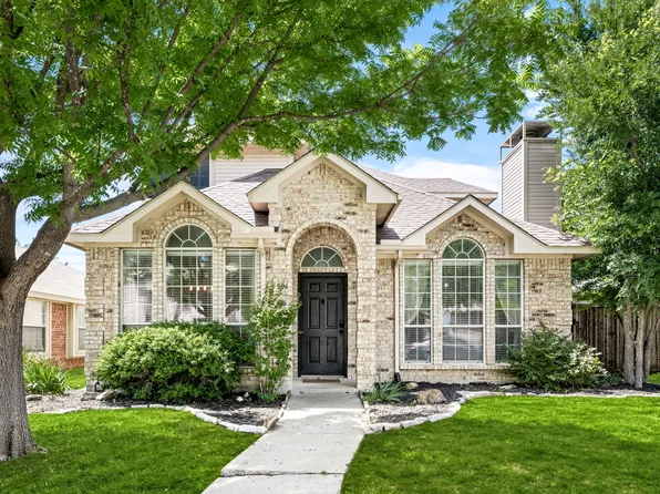 906 Kathryn Dr, Lewisville, TX 75067