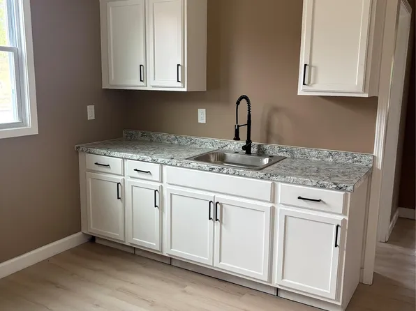 257 Pilgrim St, Highland Park, MI 48203