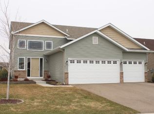 1650 Palomino St, Shakopee, MN 55379